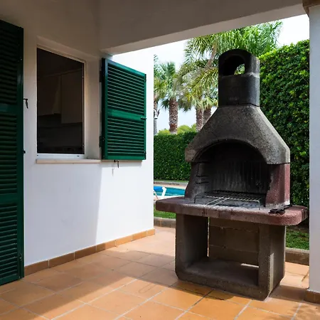 Apartchalet Elvira. A Дом отдыха Son Carrio (Menorca)