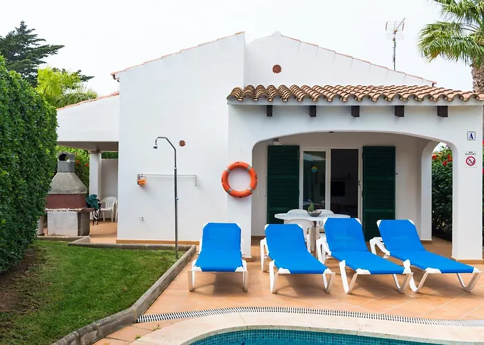 Apartchalet Elvira. A * Son Carrio (Menorca)