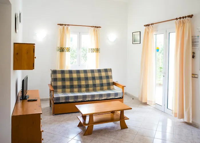 Apartchalet Elvira. A Son Carrio (Menorca)